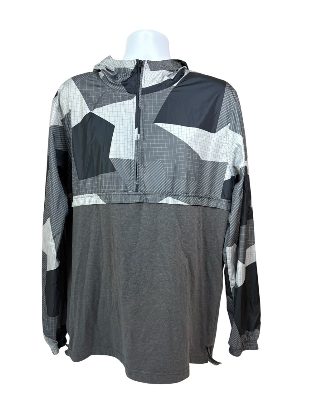 Under Armour Men's Anorak 1/4 Zip Hooded Pullover Windbreaker  XL